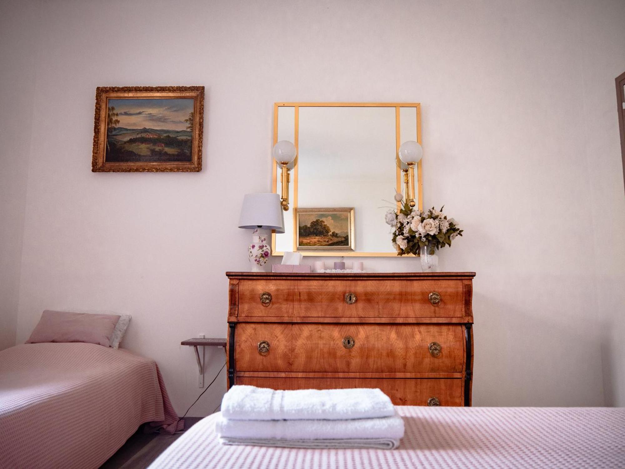 Domaine De Fontsauzine - Gites Et Chambre D'Hotes Genouille  ภายนอก รูปภาพ
