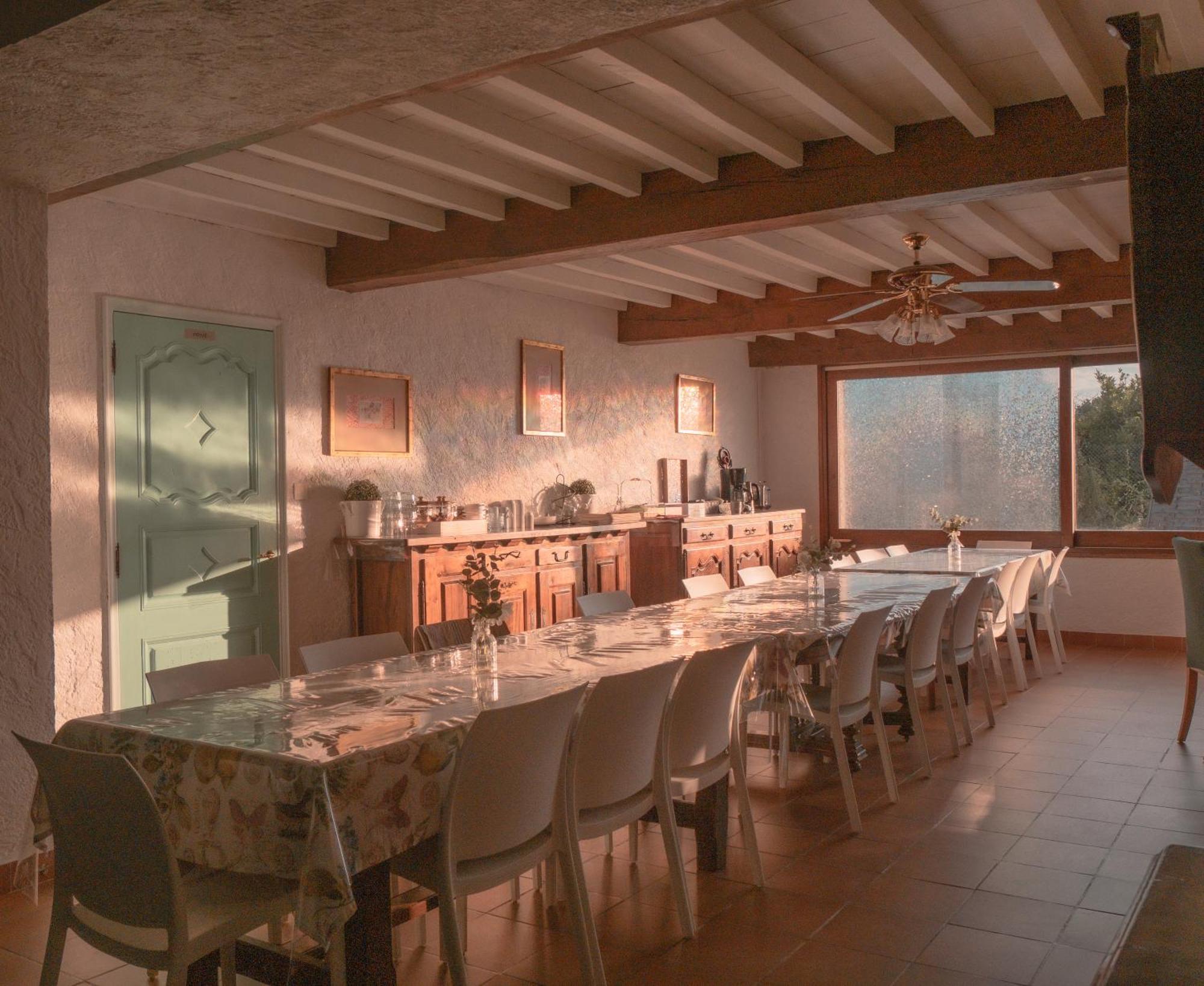 Domaine De Fontsauzine - Gites Et Chambre D'Hotes Genouille  ภายนอก รูปภาพ