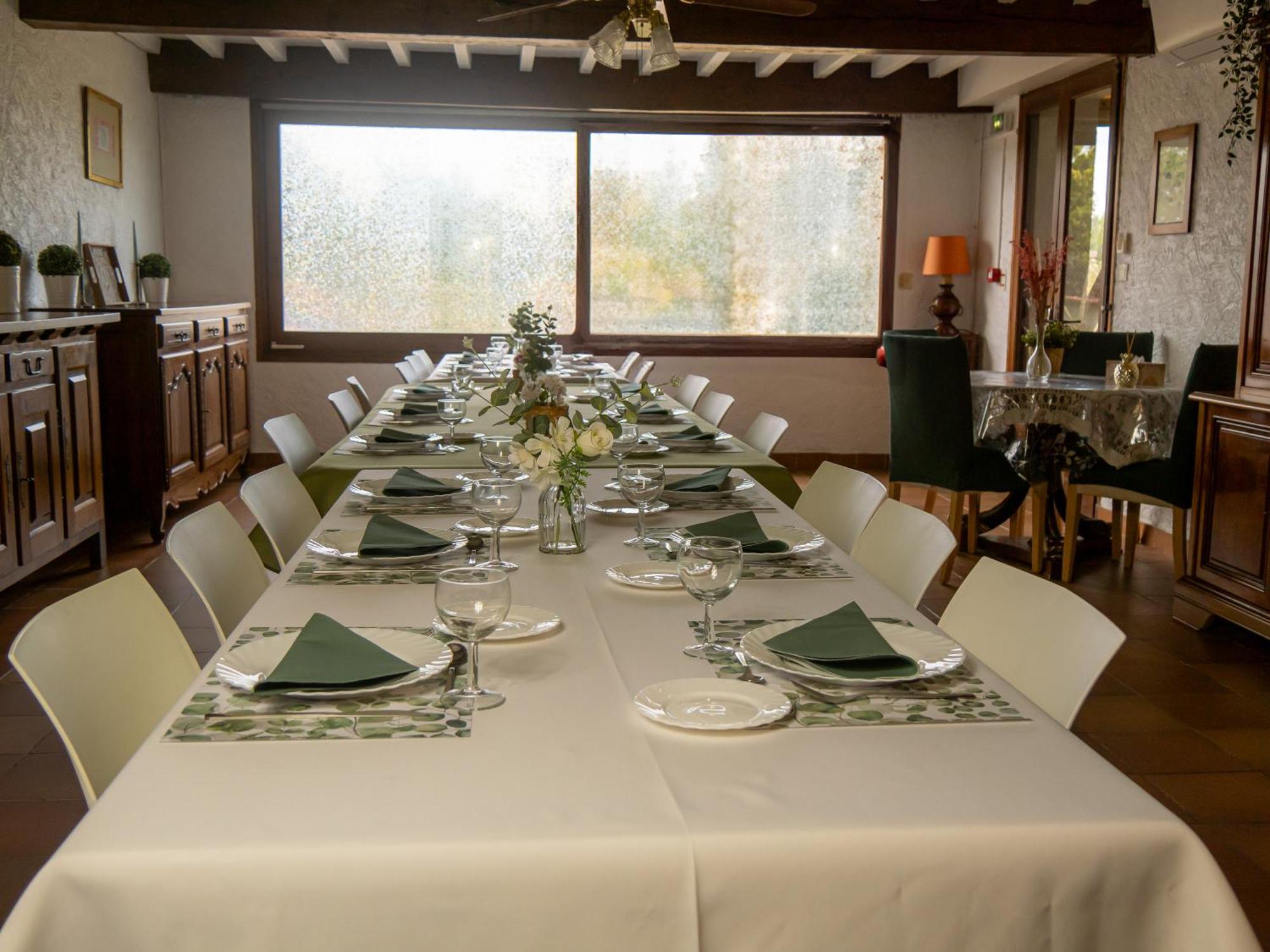 Domaine De Fontsauzine - Gites Et Chambre D'Hotes Genouille  ภายนอก รูปภาพ