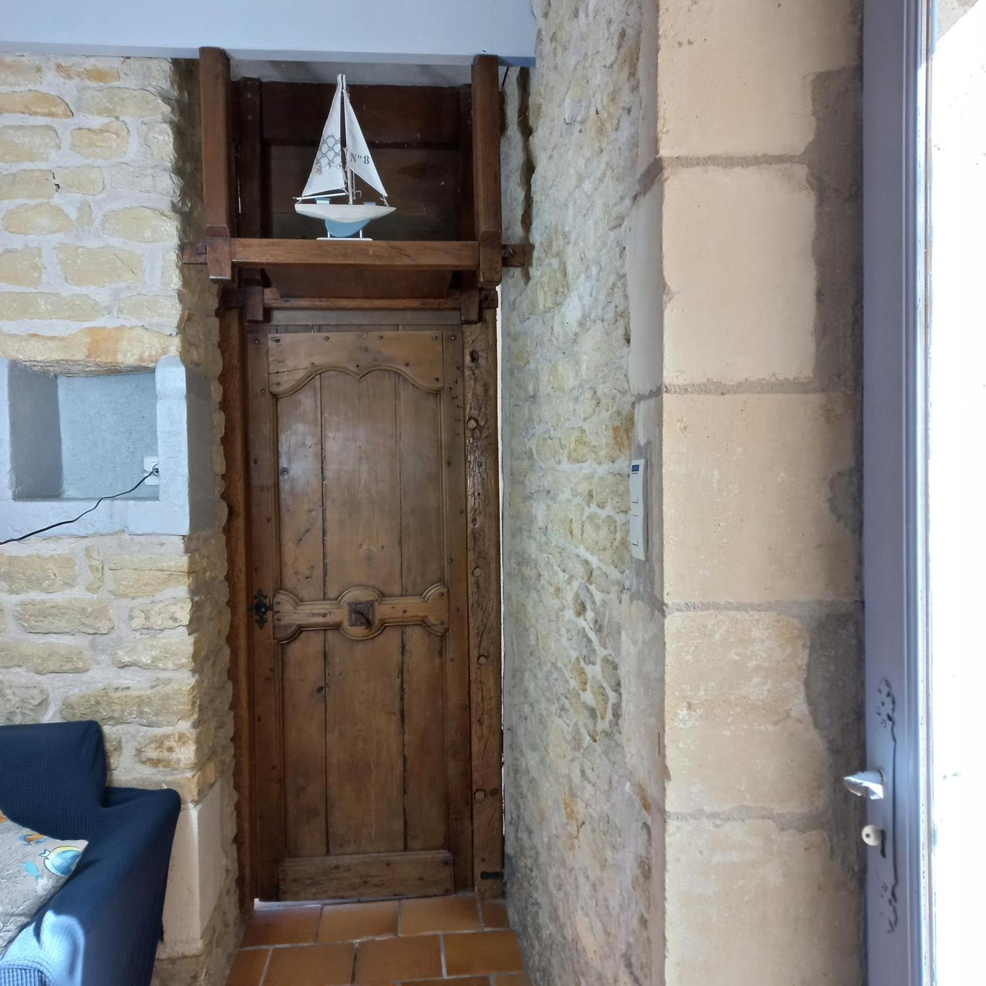 Domaine De Fontsauzine - Gites Et Chambre D'Hotes Genouille  ภายนอก รูปภาพ
